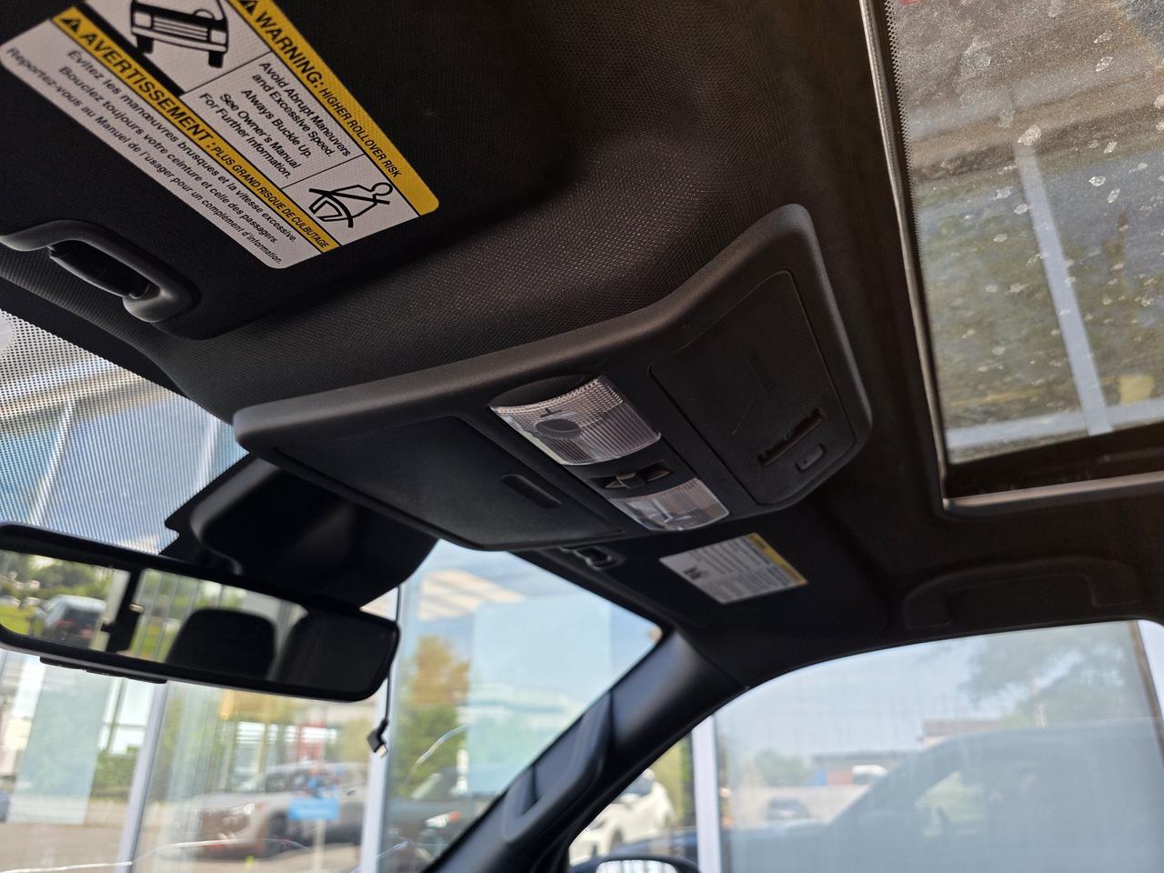 2024 Nissan Frontier FRONTIER PRO-X4 Photo
