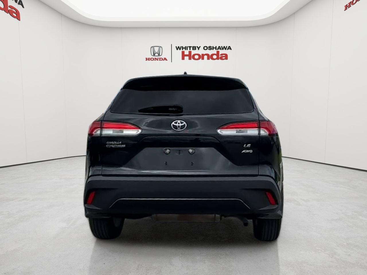 2025 Toyota Corolla Cross LE AWD Photo
