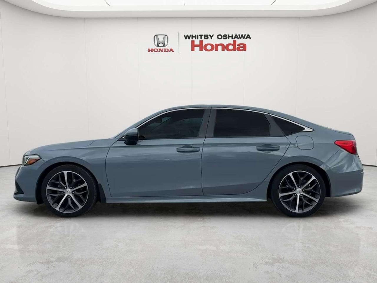 2024 Honda Civic Touring Photo2