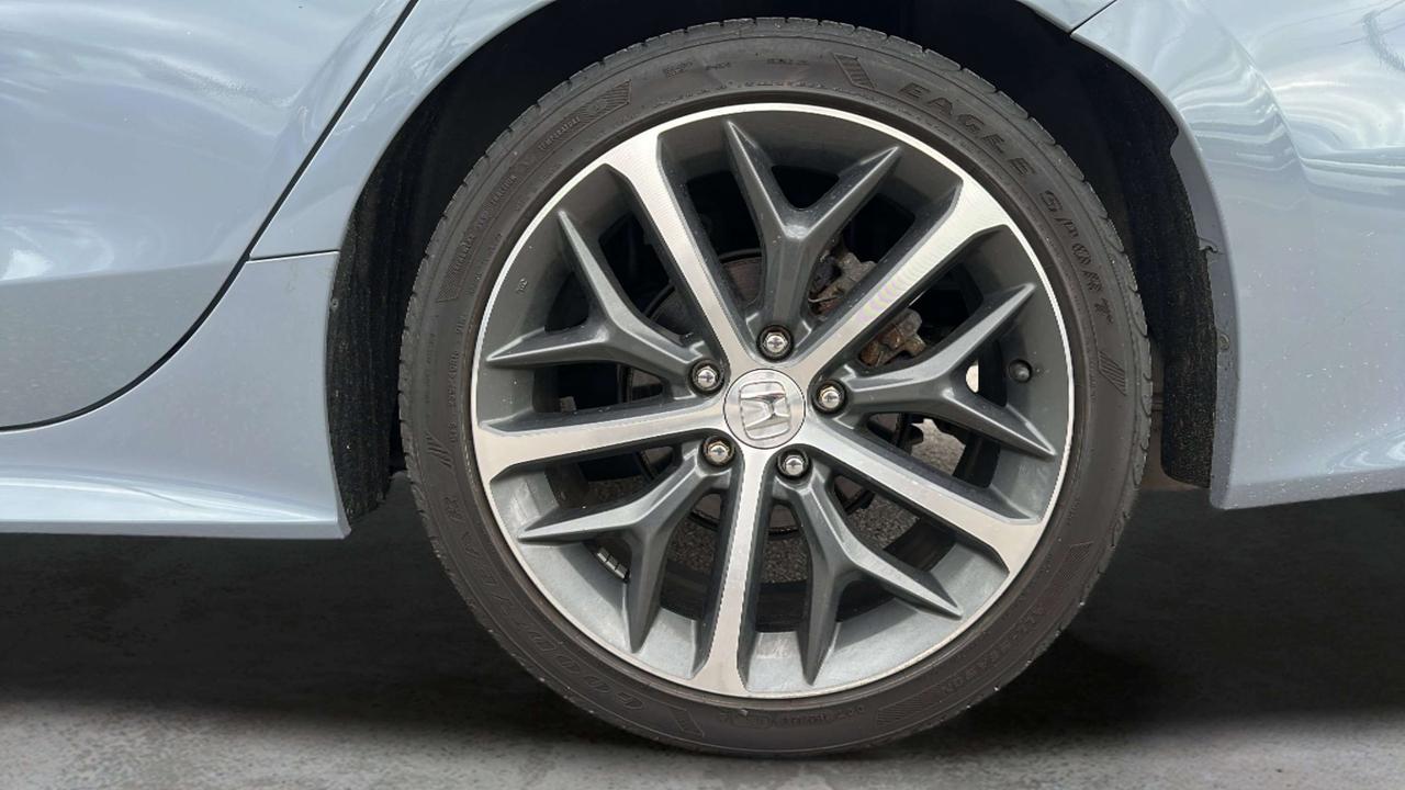 2024 Honda Civic Touring Photo