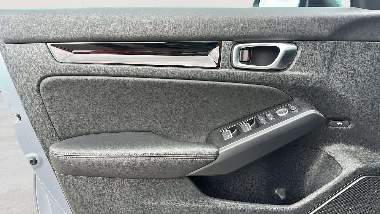 2024 Honda Civic Touring Photo