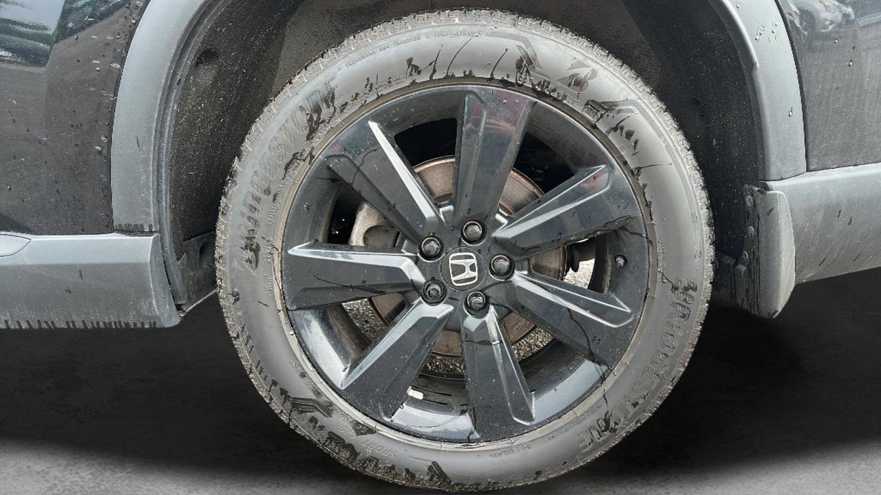 2025 Honda Pilot Black Edition AWD Photo