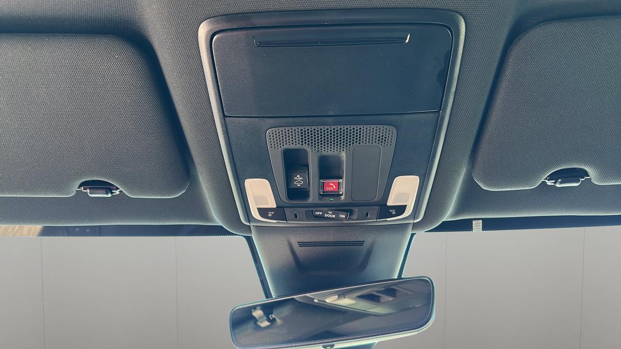 2026 Honda CR-V Hybrid Touring AWD Photo