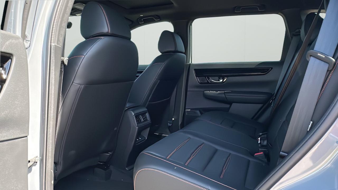 2026 Honda CR-V Hybrid Touring AWD Photo