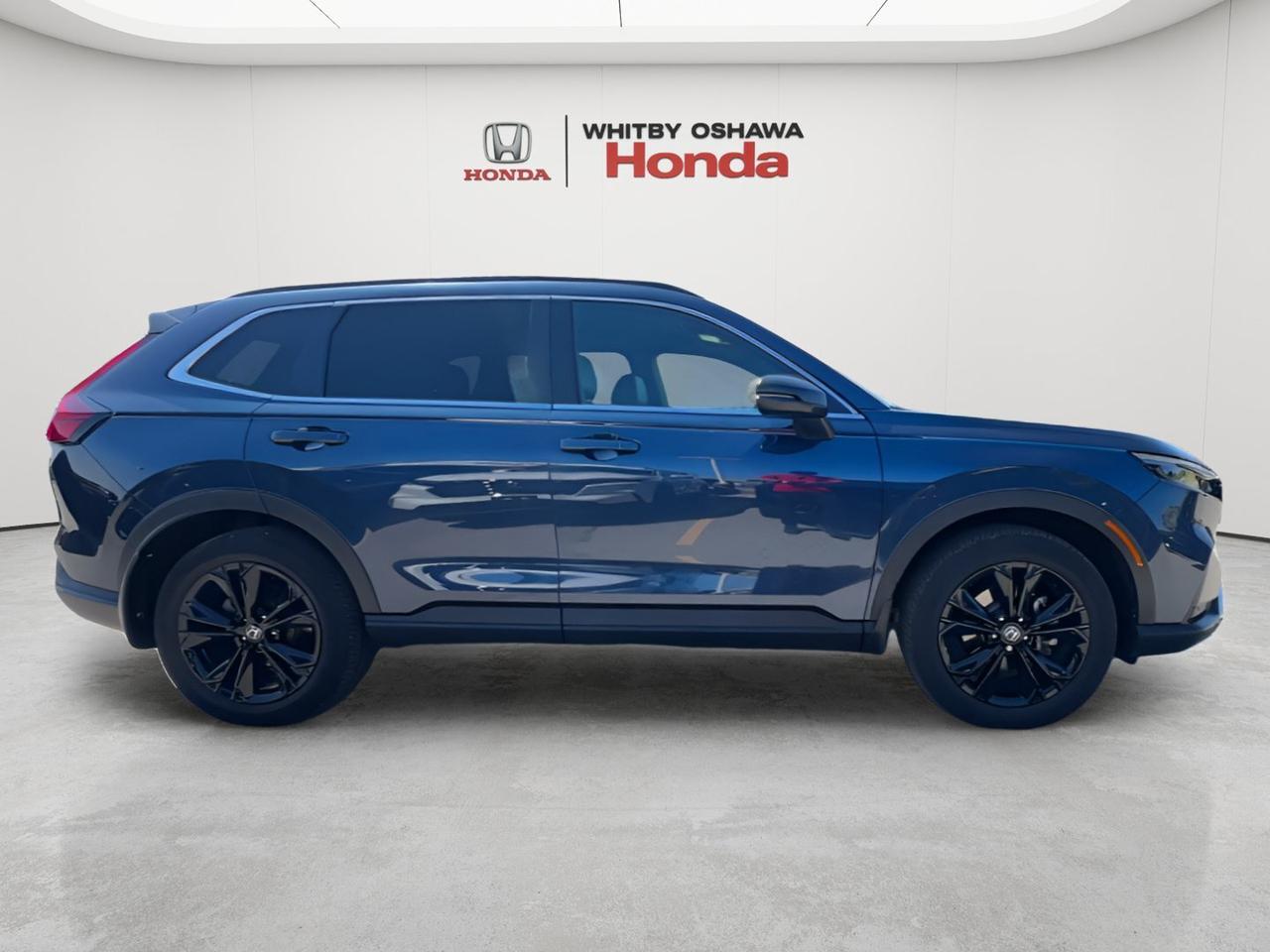 2025 Honda CR-V Hybrid Touring AWD Photo