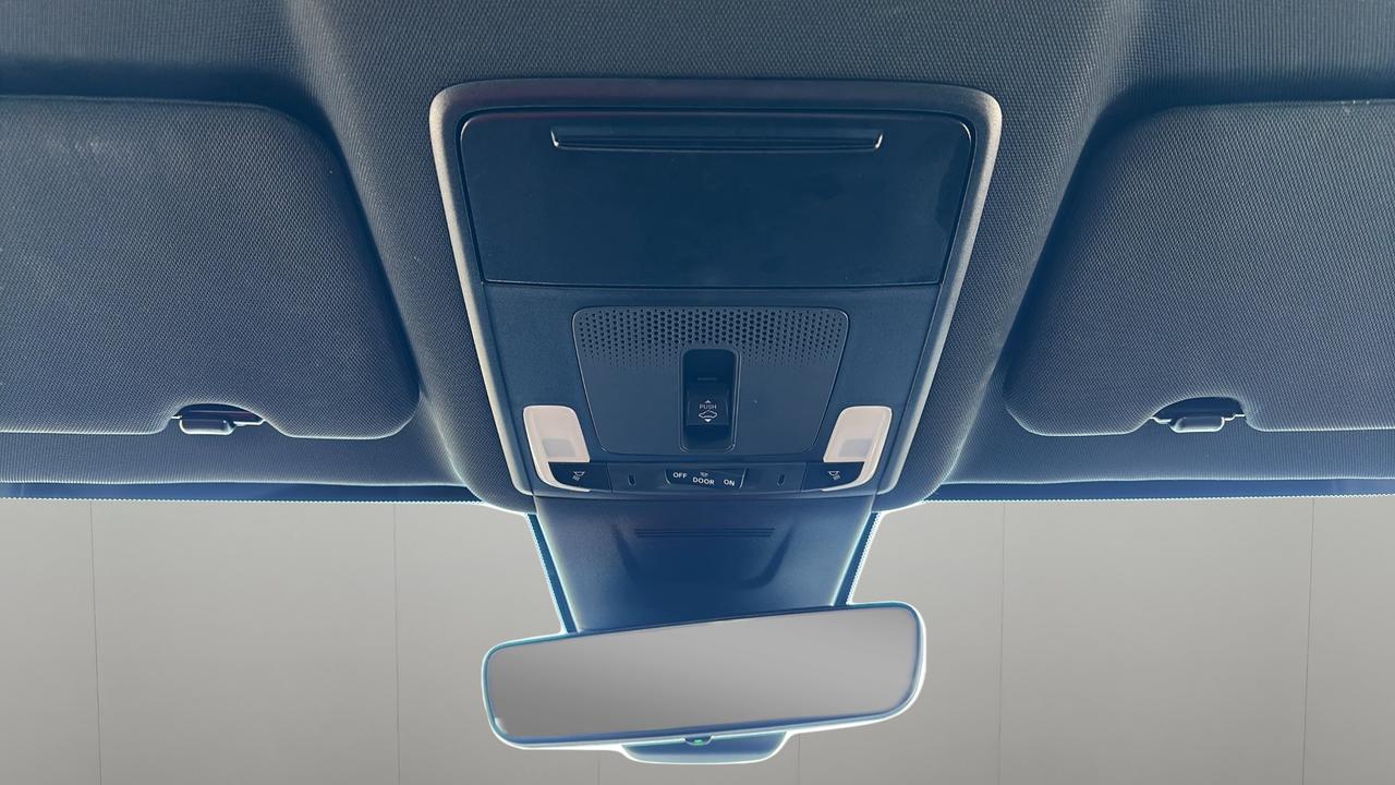 2025 Honda CR-V Hybrid Touring AWD Photo