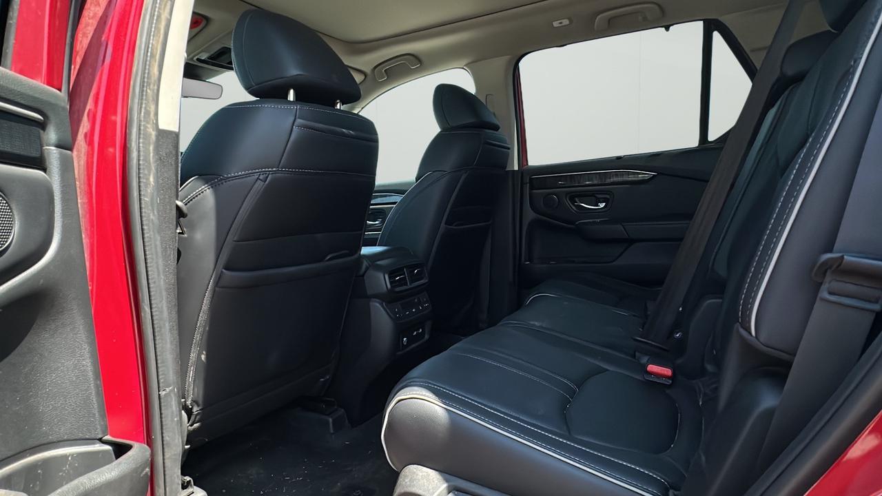 2023 Honda Pilot Touring AWD Photo