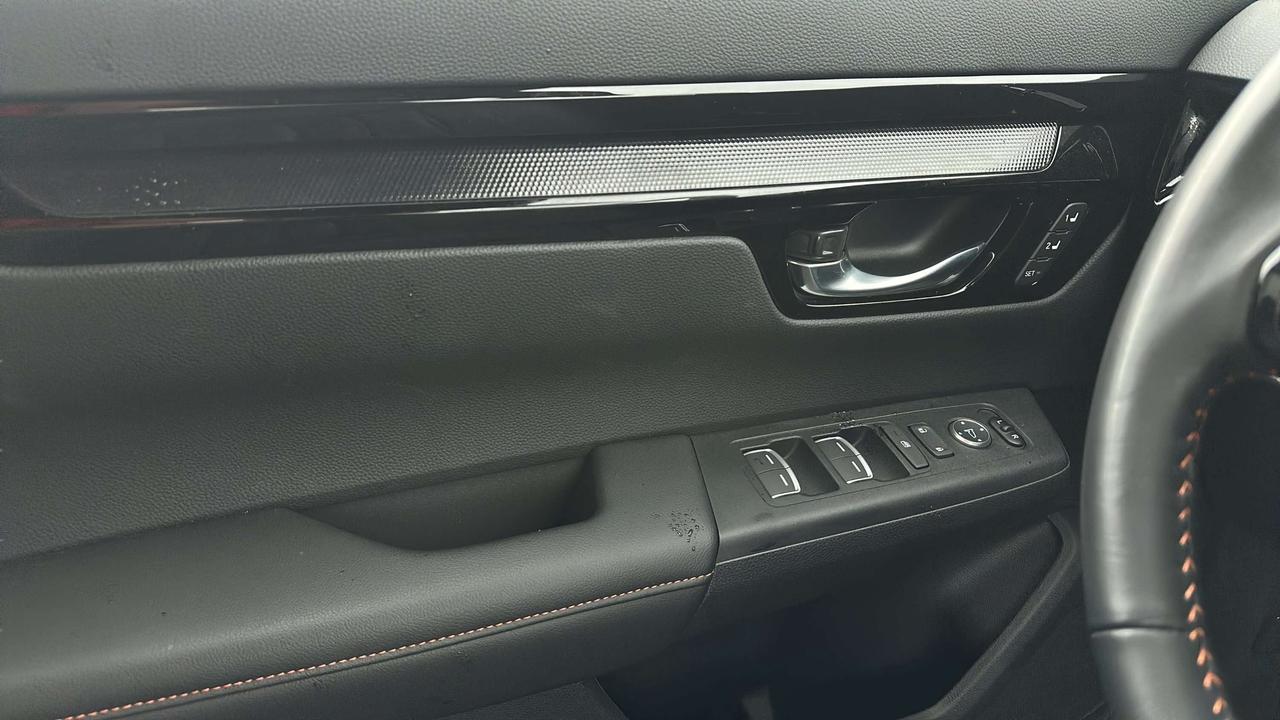 2026 Honda CR-V Touring Photo