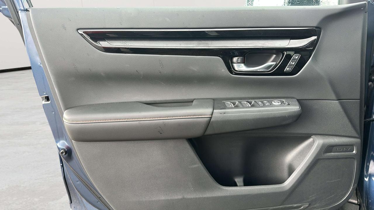 2026 Honda CR-V Touring Photo
