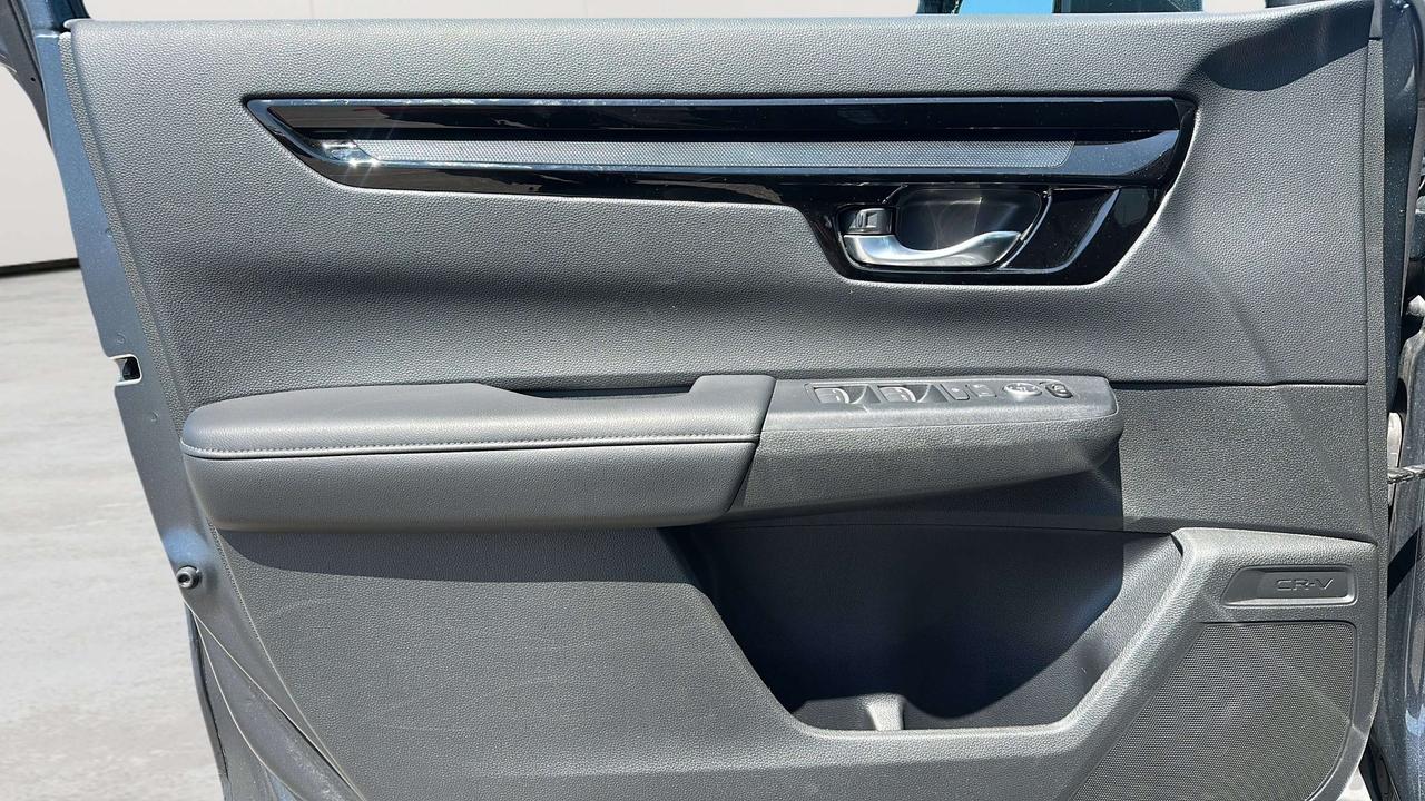 2024 Honda CR-V Sport Photo