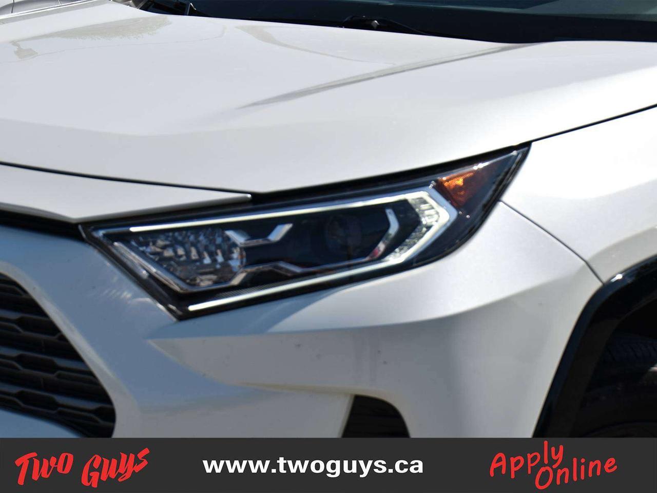 2021 Toyota RAV4 XSE Hybrid AWD Sunroof Back Up Camera Photo2