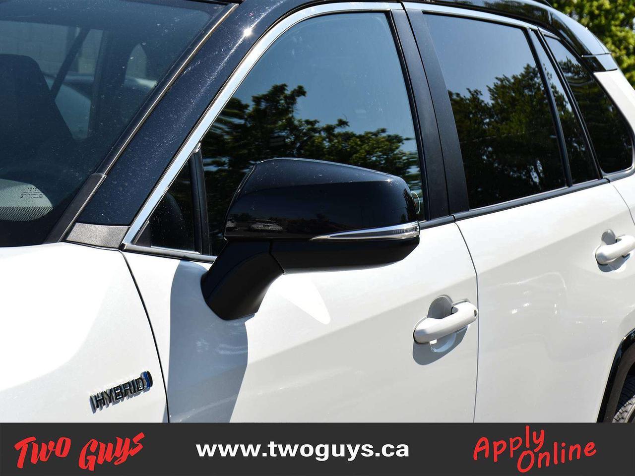 2021 Toyota RAV4 XSE Hybrid AWD Sunroof Back Up Camera Photo