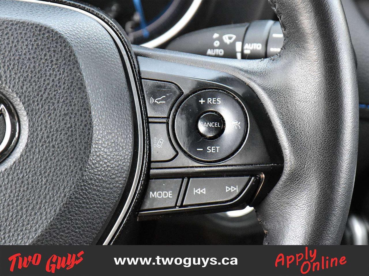 2021 Toyota RAV4 XSE Hybrid AWD Sunroof Back Up Camera Photo