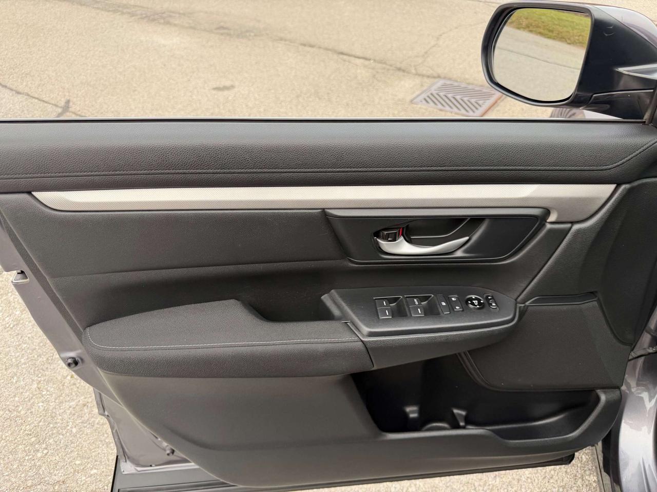 2018 Honda CR-V LX,FWD,1 Owner, Clean Carfax, Certified, Carplay Photo