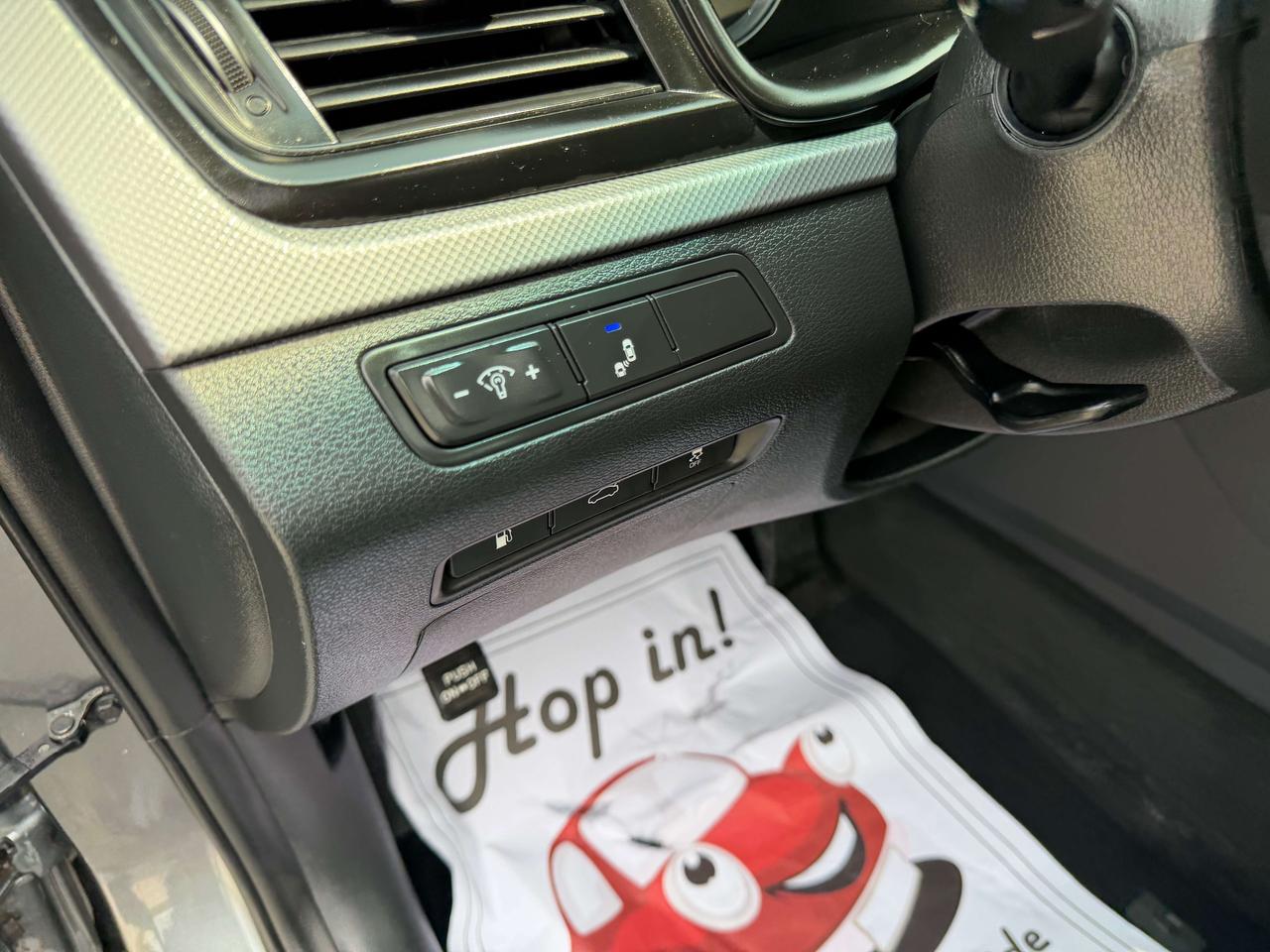 2019 Hyundai Sonata Preferred,Sunroof, Blind Spot, Back up Cam, 4 Cyl Photo