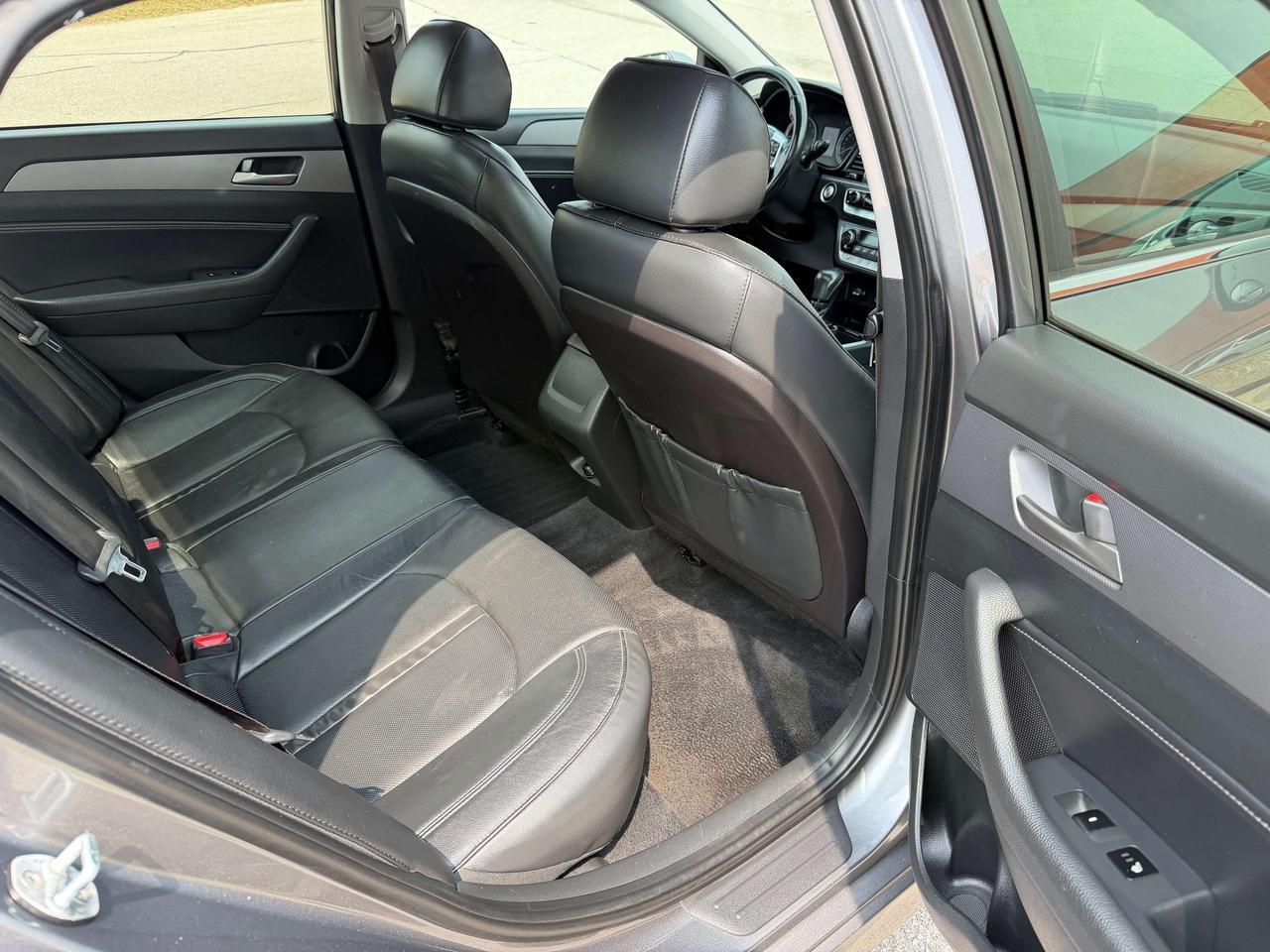 2019 Hyundai Sonata Preferred,Sunroof, Blind Spot, Back up Cam, 4 Cyl Photo