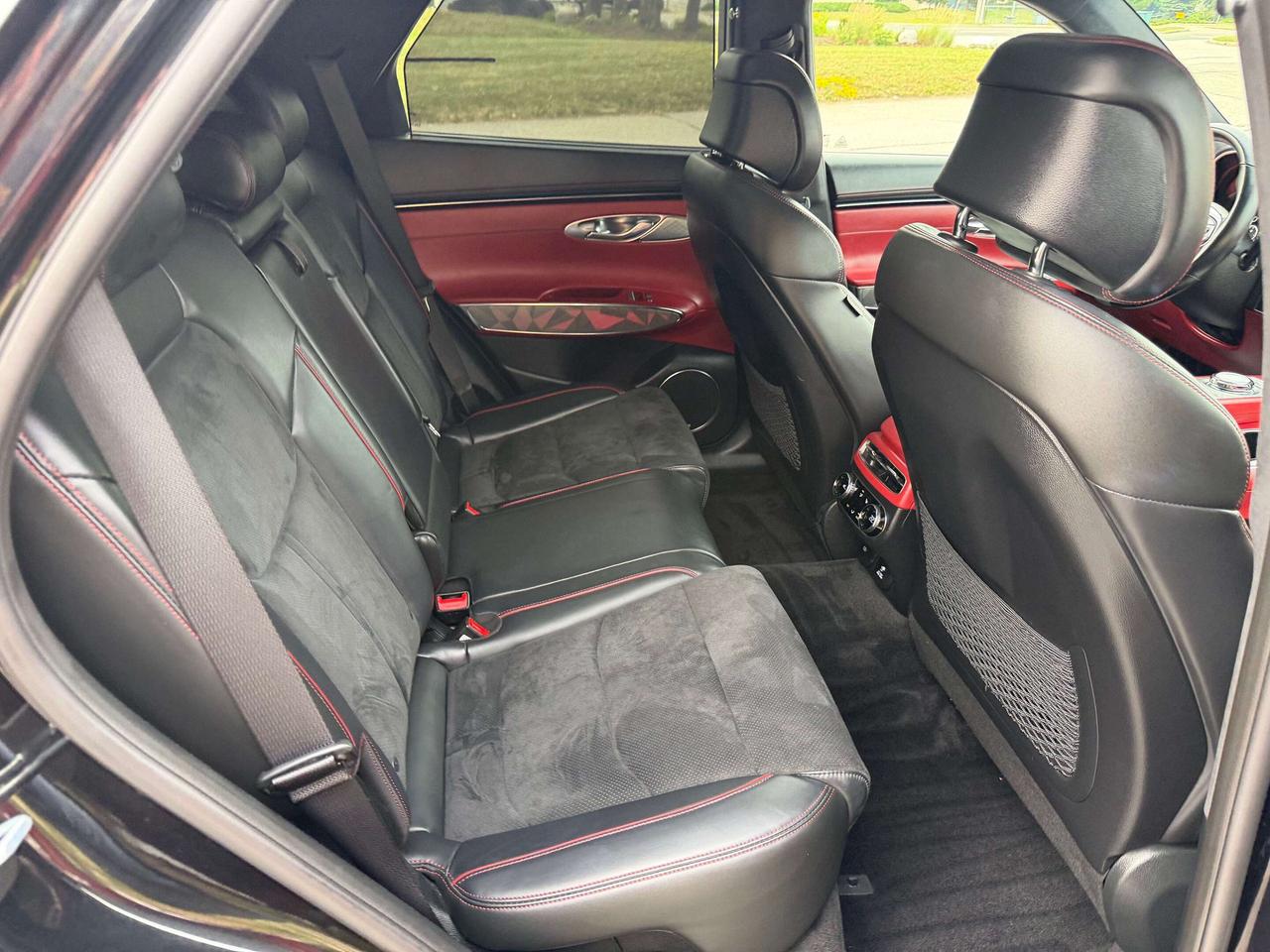 2023 Genesis GV70 Prestige, Heads Up, 360 Cam, 2.5t, Navigation, AWD Photo