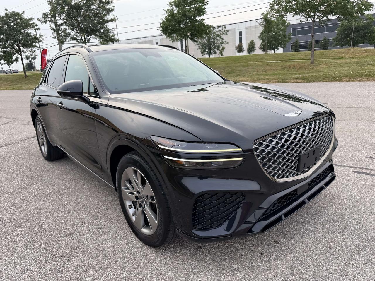 2023 Genesis GV70 Prestige, Heads Up, 360 Cam, 2.5t, Navigation, AWD Photo