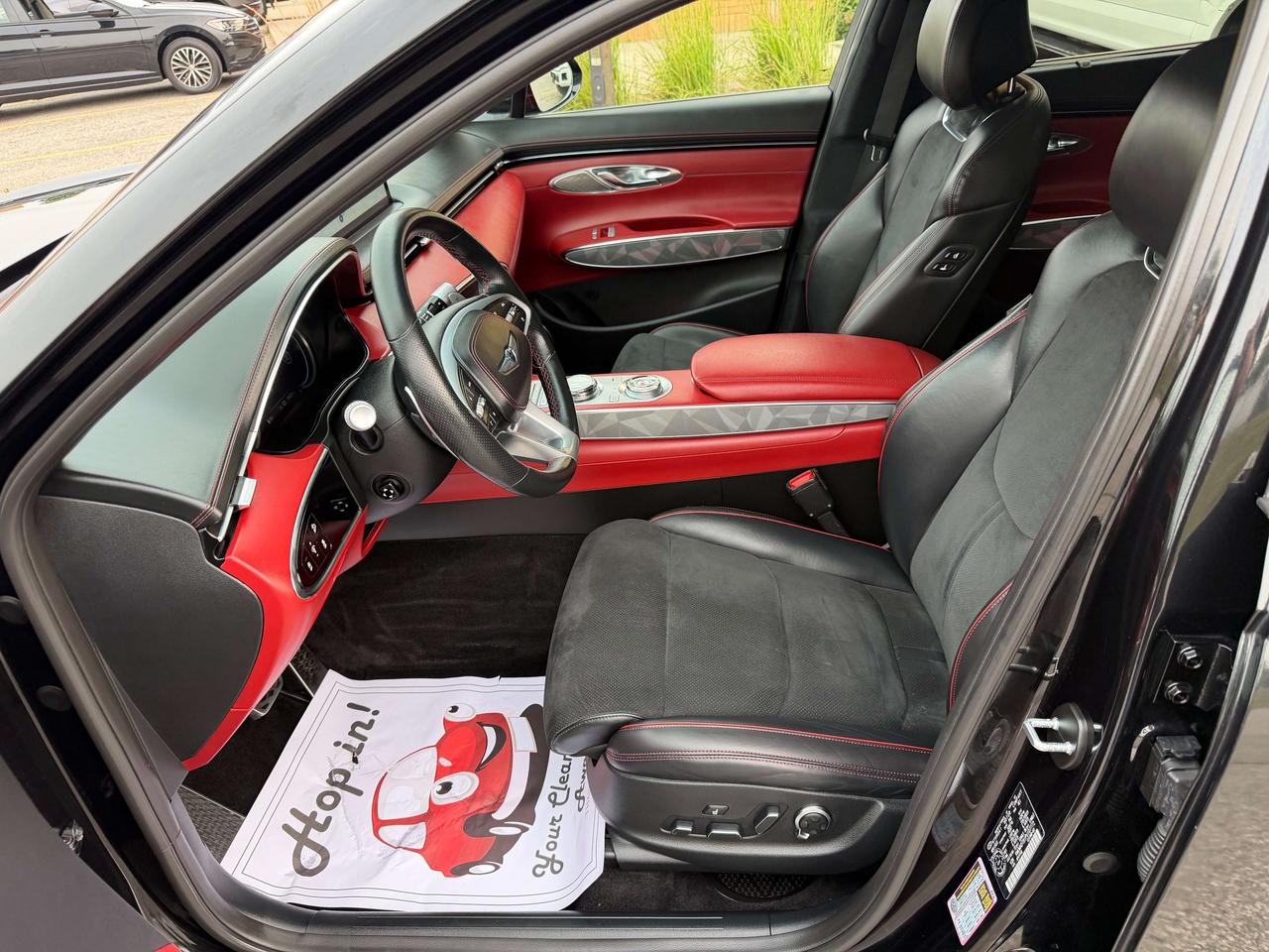 2023 Genesis GV70 Prestige, Heads Up, 360 Cam, 2.5t, Navigation, AWD Photo