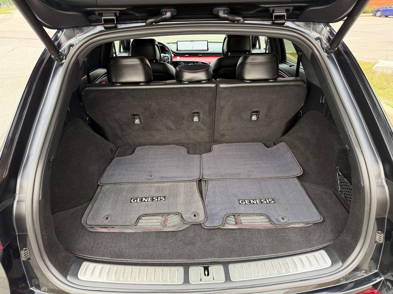 2023 Genesis GV70 Prestige, Heads Up, 360 Cam, 2.5t, Navigation, AWD Photo