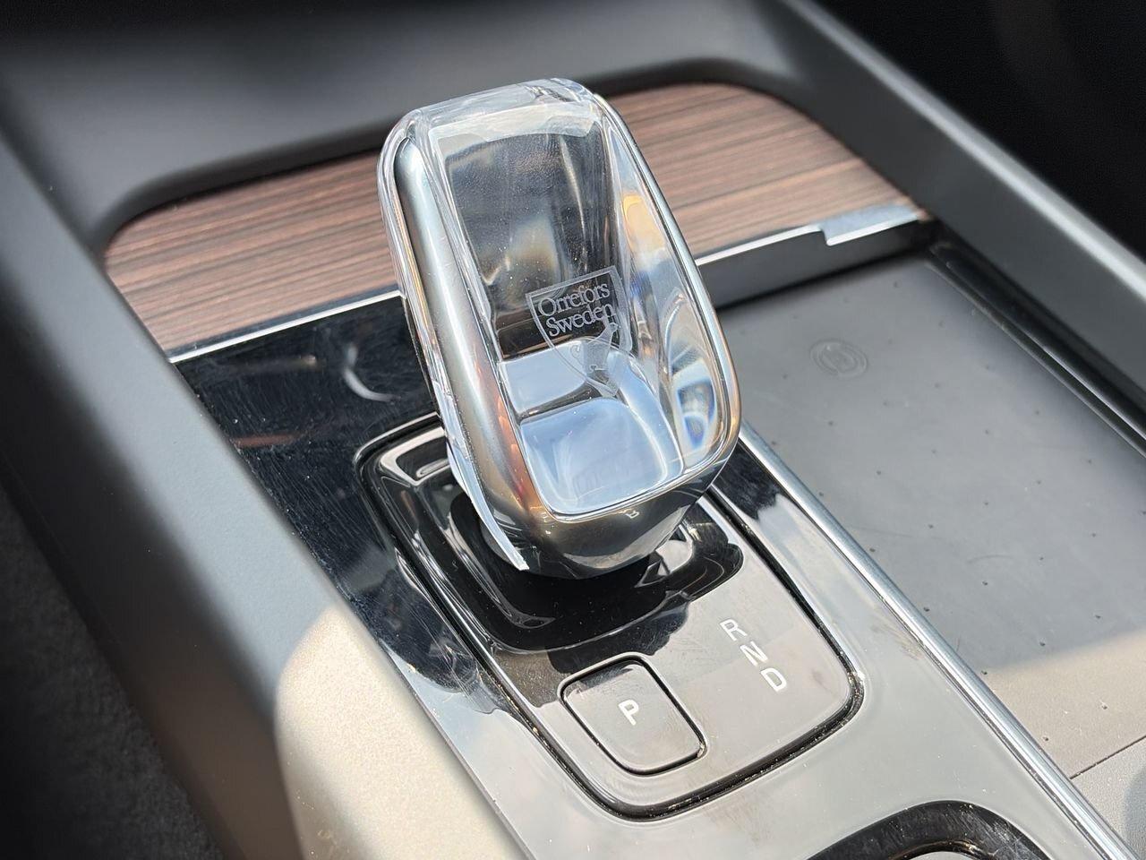 2022 Volvo XC60 Recharge Inscription Alloy Wheels  Sunroof  Evasio Photo