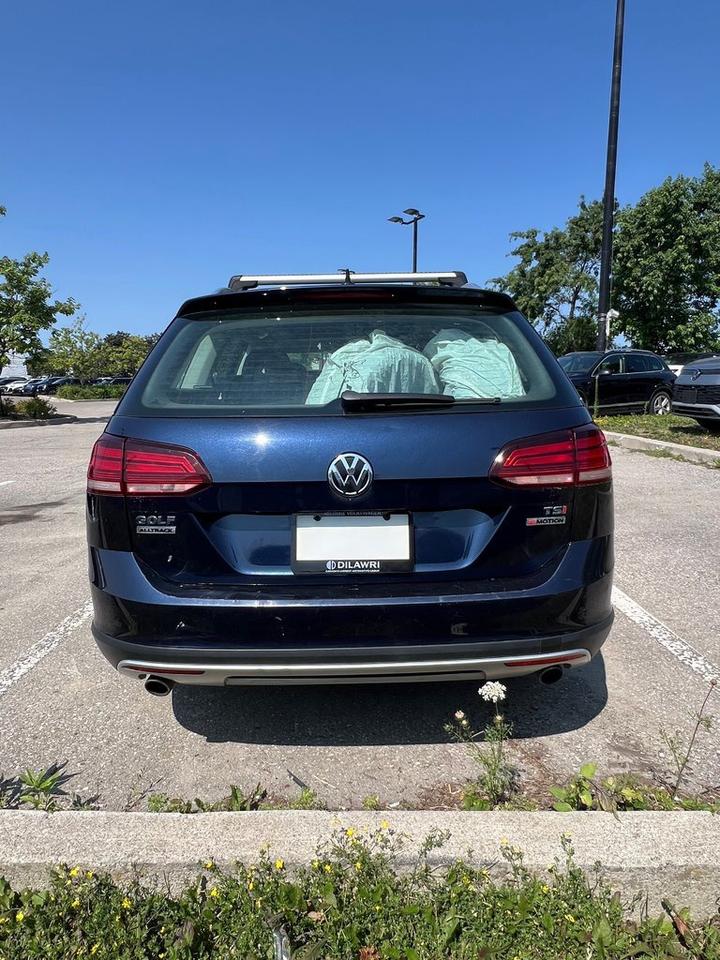 2018 Volkswagen Golf Alltrack 1.8T 6sp 4MOTION Keyless Start  Alloy Wheels  Leat Photo