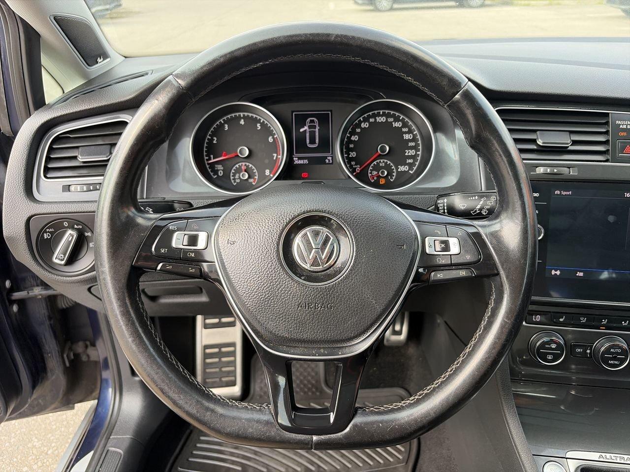 2018 Volkswagen Golf Alltrack 1.8T 6sp 4MOTION Keyless Start  Alloy Wheels  Leat Photo