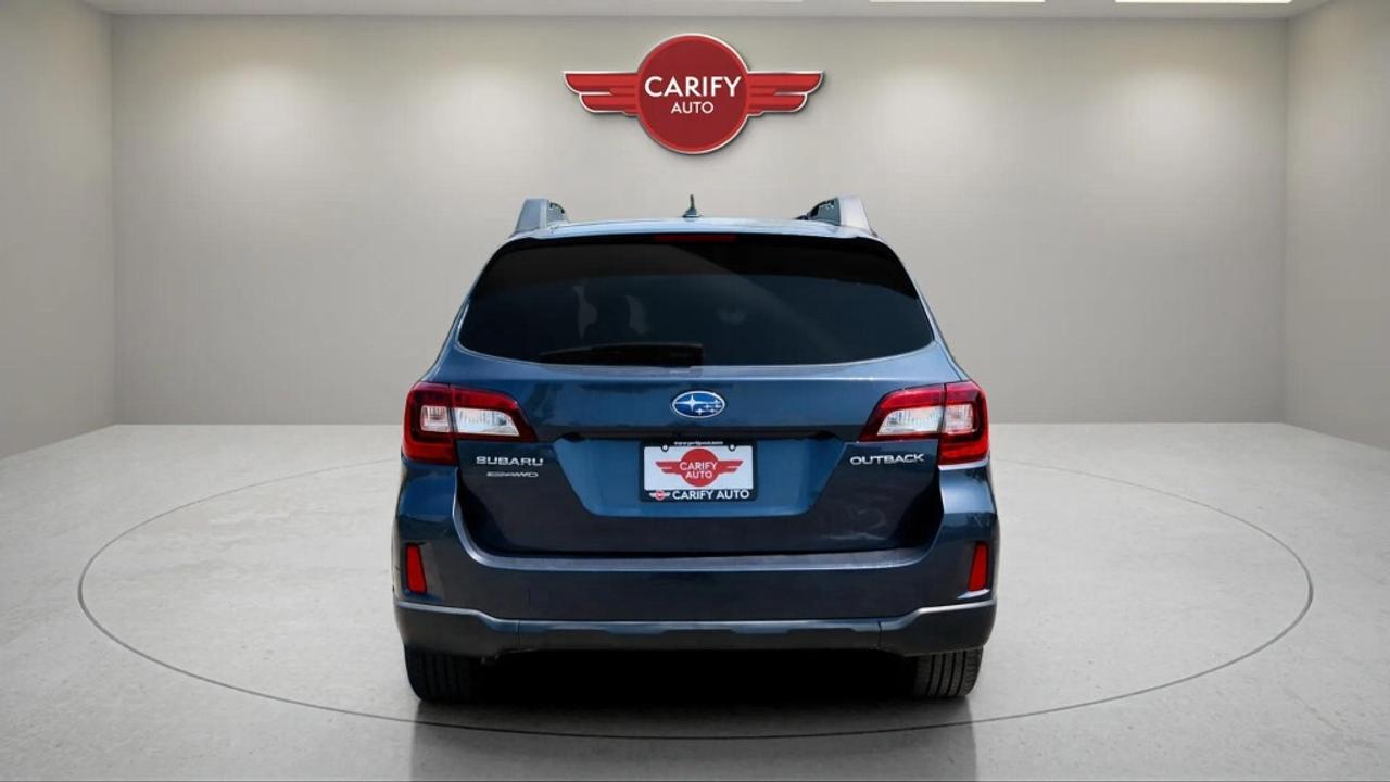 2015 Subaru Outback CVT 2.5i w/Limited Pkg Photo