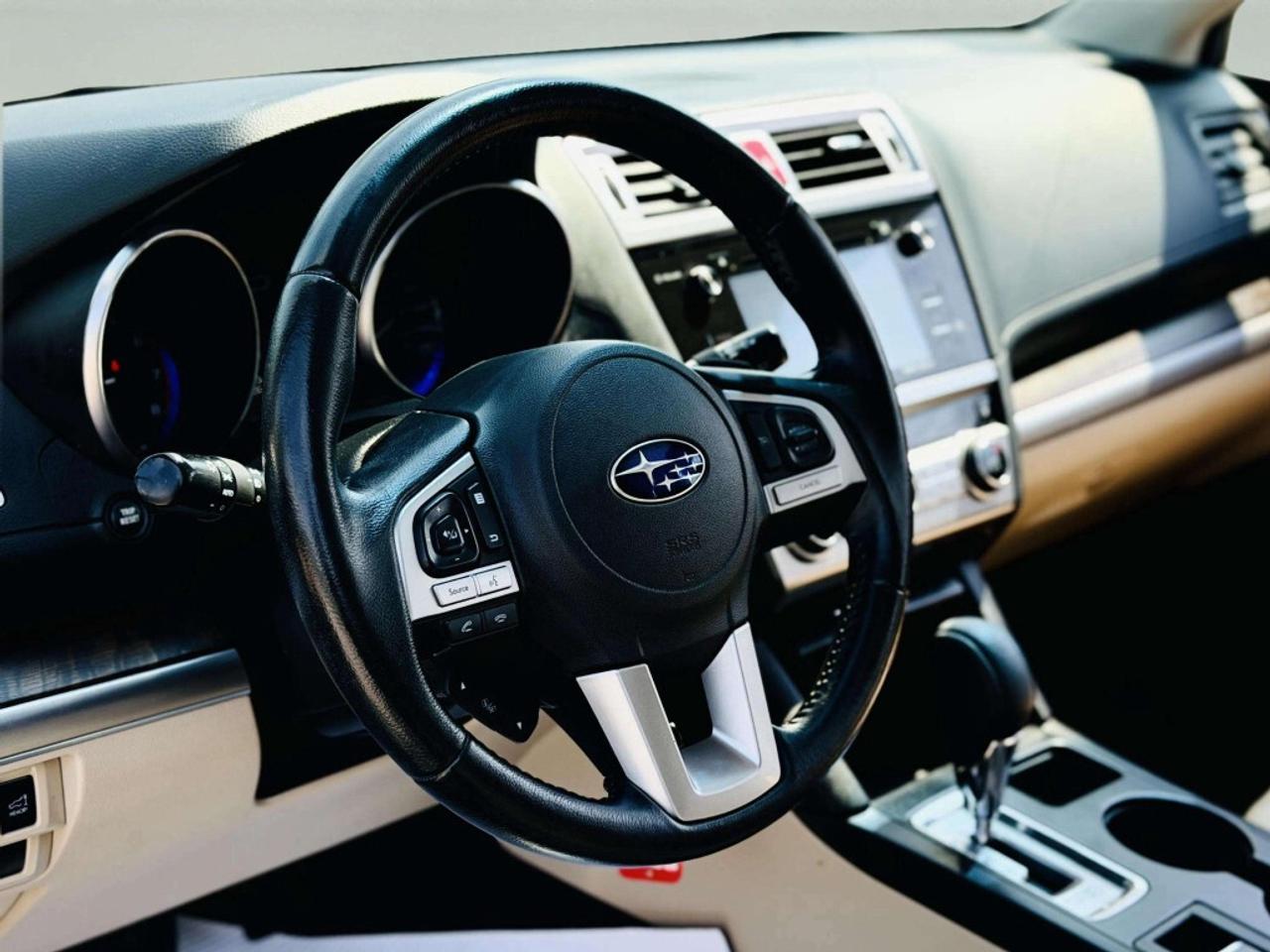 2015 Subaru Outback CVT 2.5i w/Limited Pkg Photo