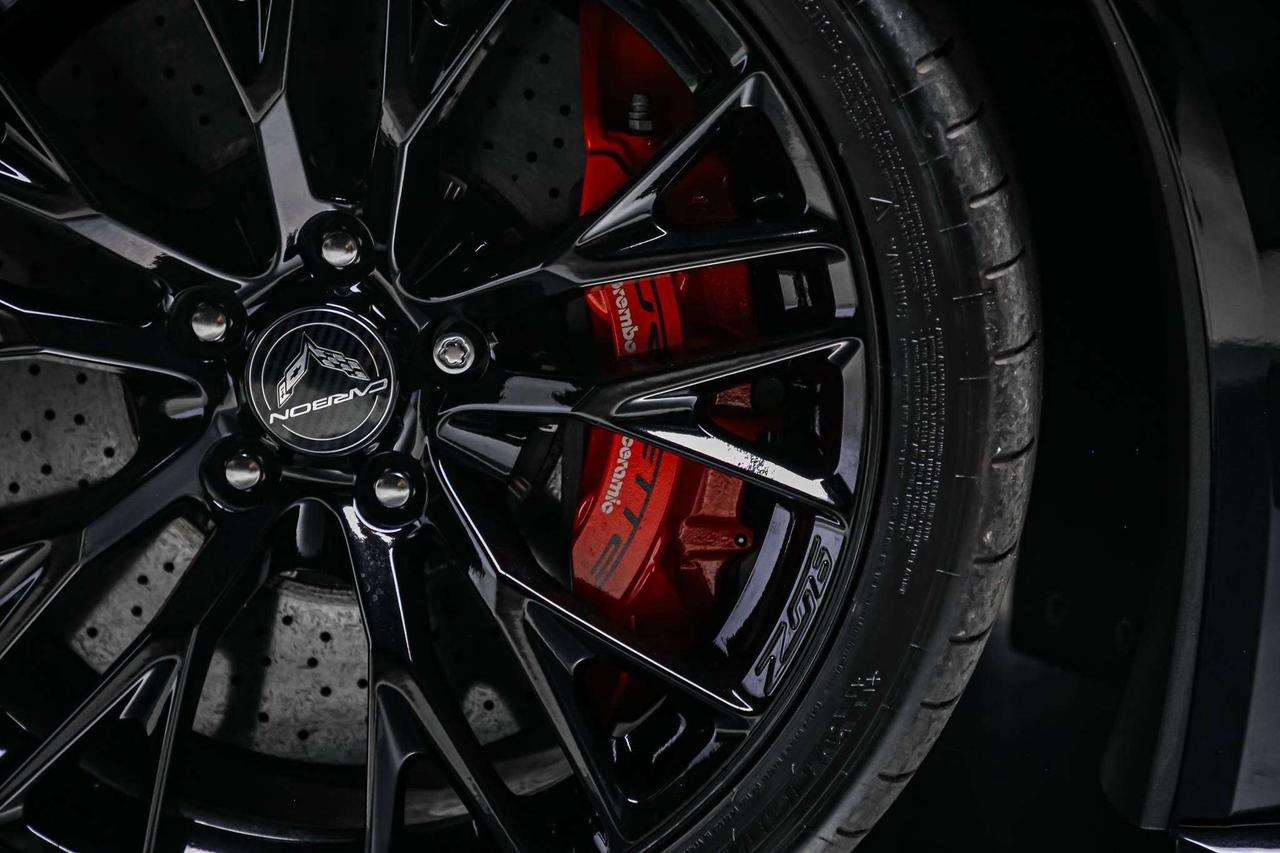 2017 Chevrolet Corvette Z06 3LZ Z07 PKG COUPE 650HP  CARBONCERAMICS 1OWNER Photo