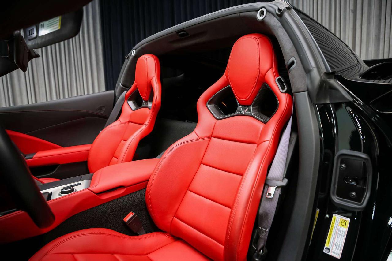 2017 Chevrolet Corvette Z06 3LZ Z07 PKG COUPE 650HP  CARBONCERAMICS 1OWNER Photo