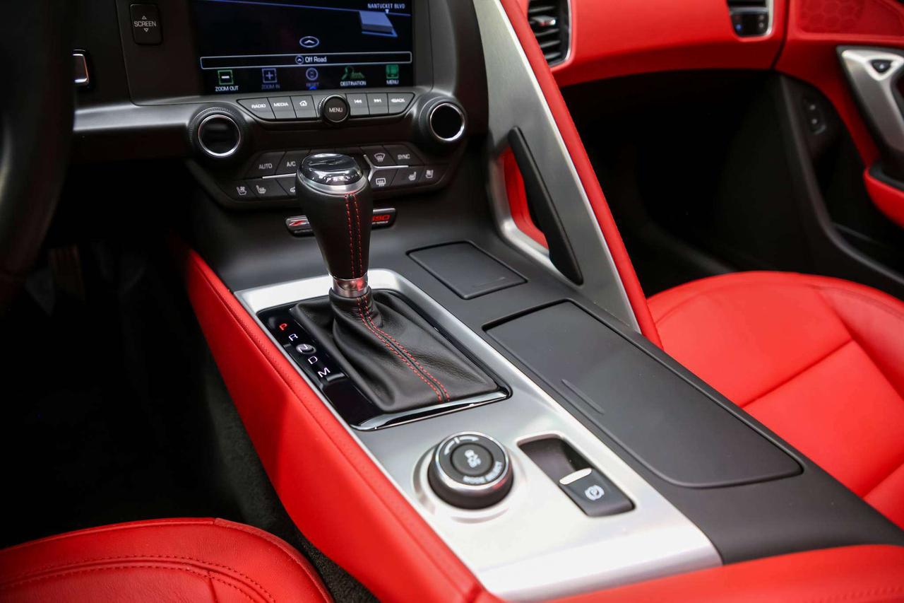 2017 Chevrolet Corvette Z06 3LZ Z07 PKG COUPE 650HP  CARBONCERAMICS 1OWNER Photo