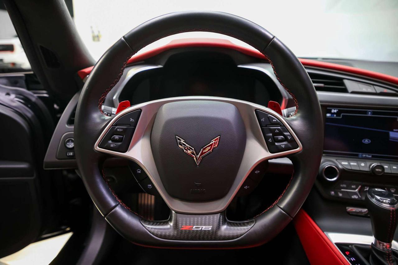2017 Chevrolet Corvette Z06 3LZ Z07 PKG COUPE 650HP  CARBONCERAMICS 1OWNER Photo