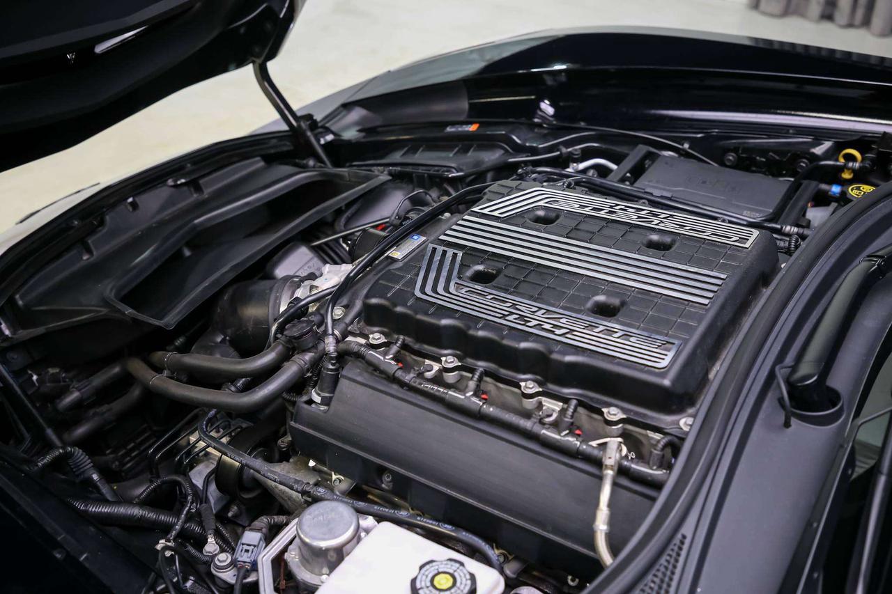 2017 Chevrolet Corvette Z06 3LZ Z07 PKG COUPE 650HP  CARBONCERAMICS 1OWNER Photo
