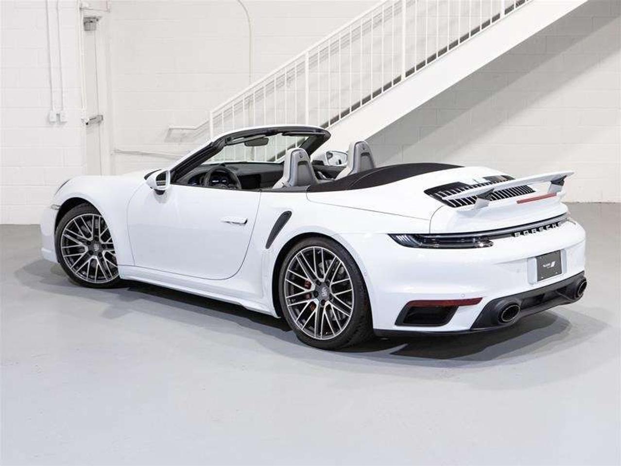 2022 Porsche 911 Turbo Cabriolet Photo
