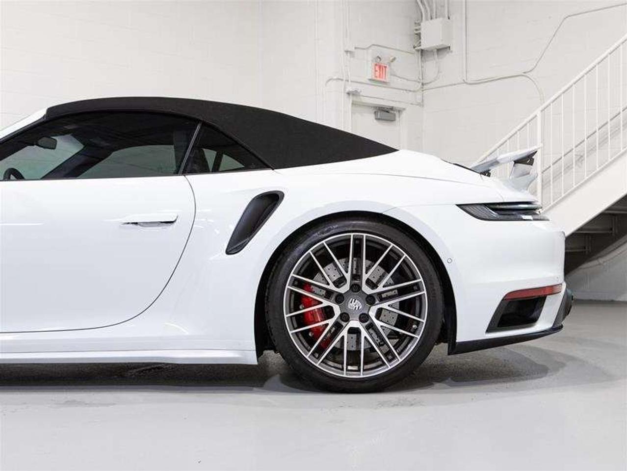 2022 Porsche 911 Turbo Cabriolet Photo