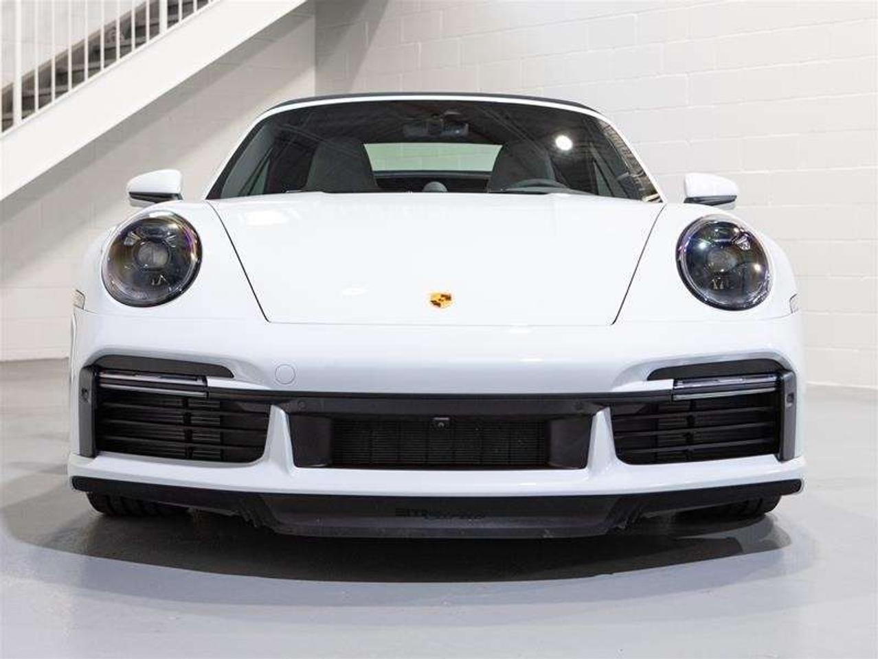 2022 Porsche 911 Turbo Cabriolet Photo