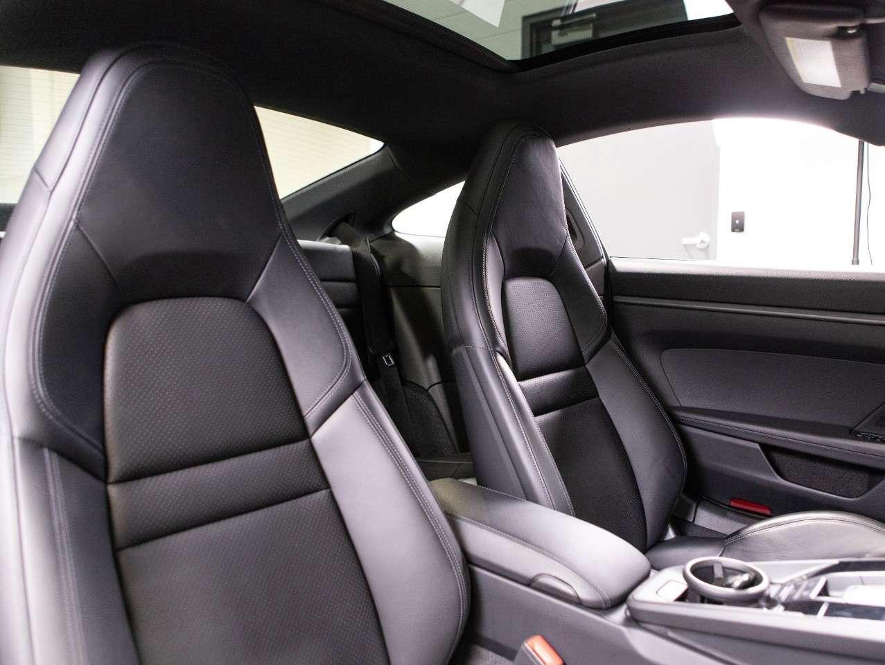 2020 Porsche 911 Carrera S Coupe Photo