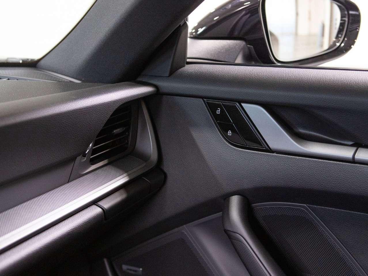 2020 Porsche 911 Carrera S Coupe Photo