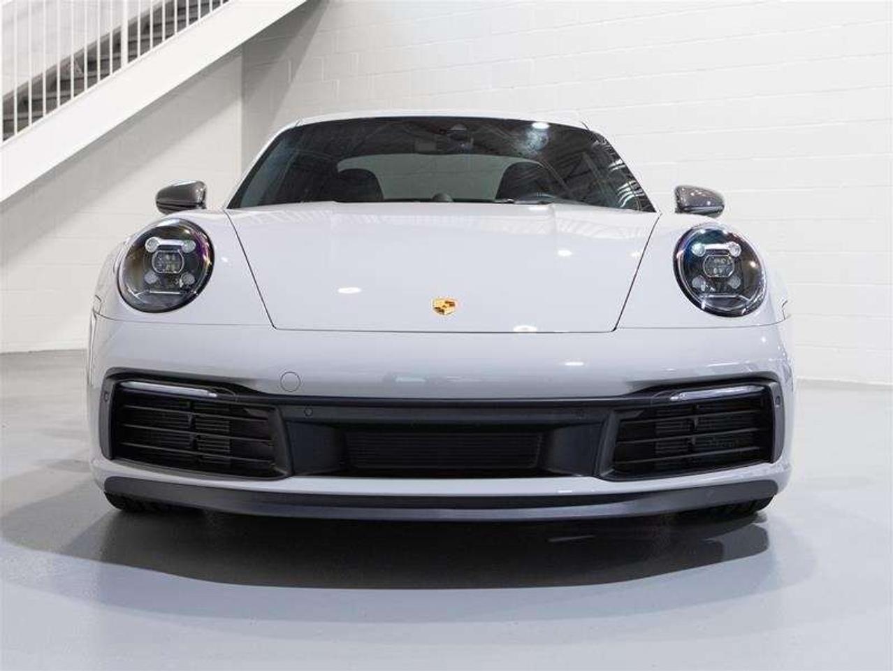 2024 Porsche 911 Carrera T Coupe Photo