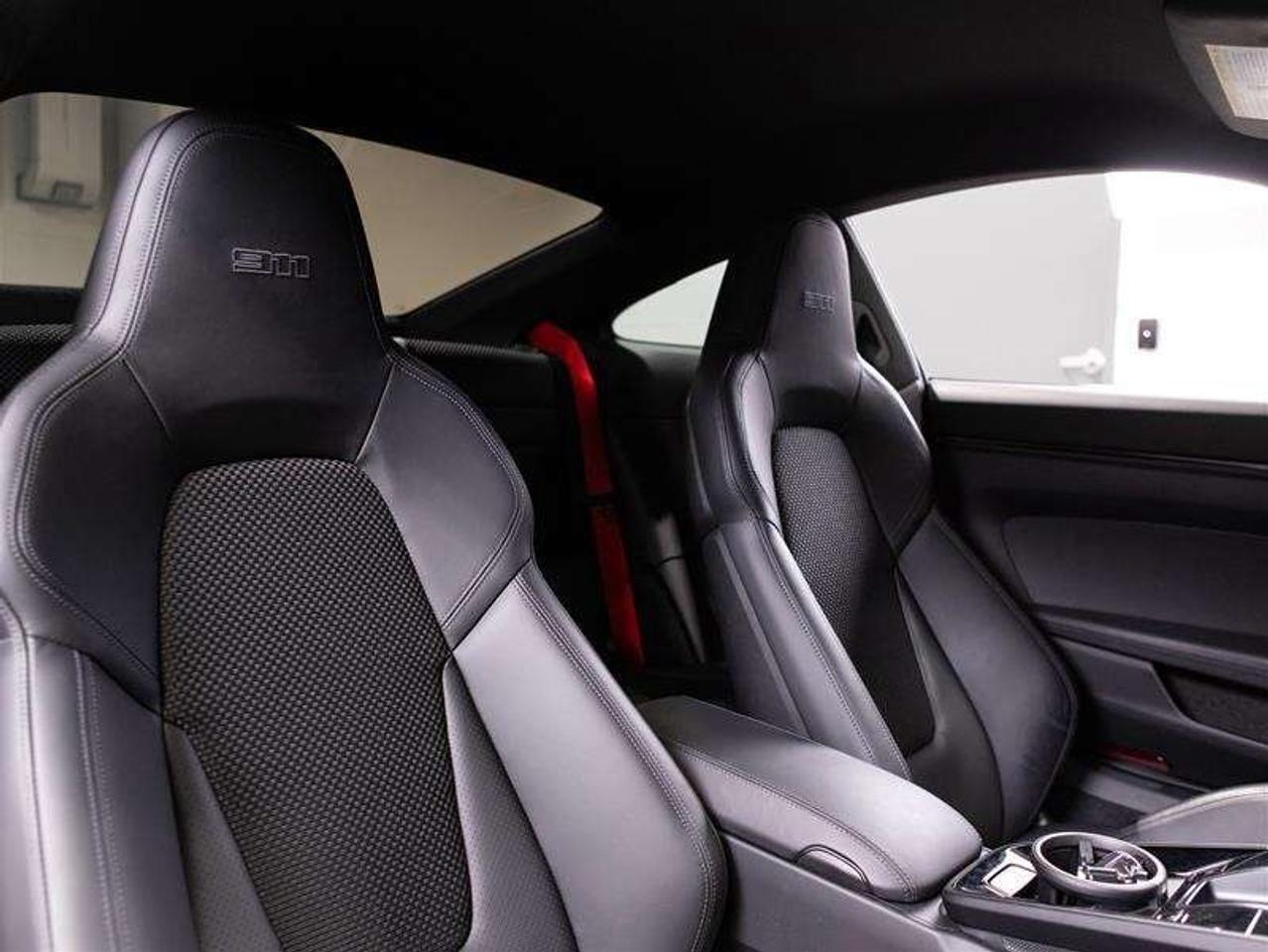 2024 Porsche 911 Carrera T Coupe Photo