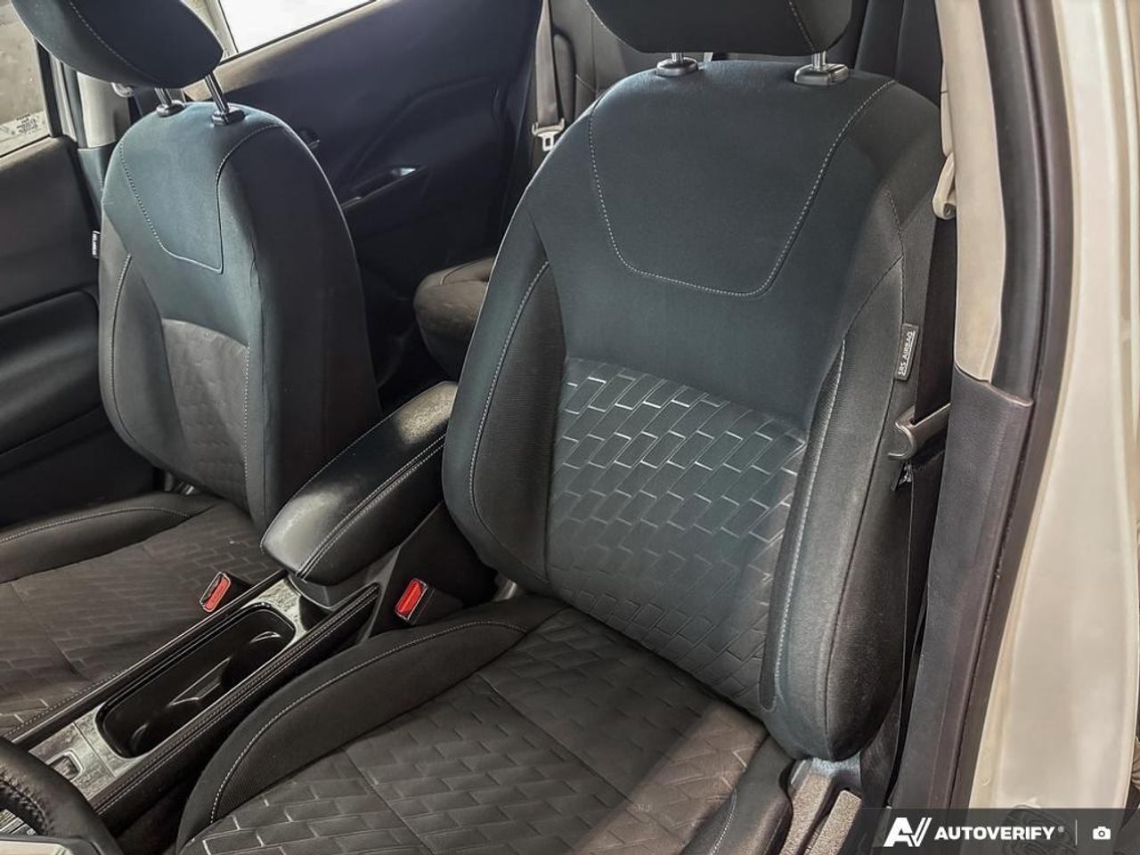 2024 Nissan Kicks SV 4dr Front-Wheel Drive Photo