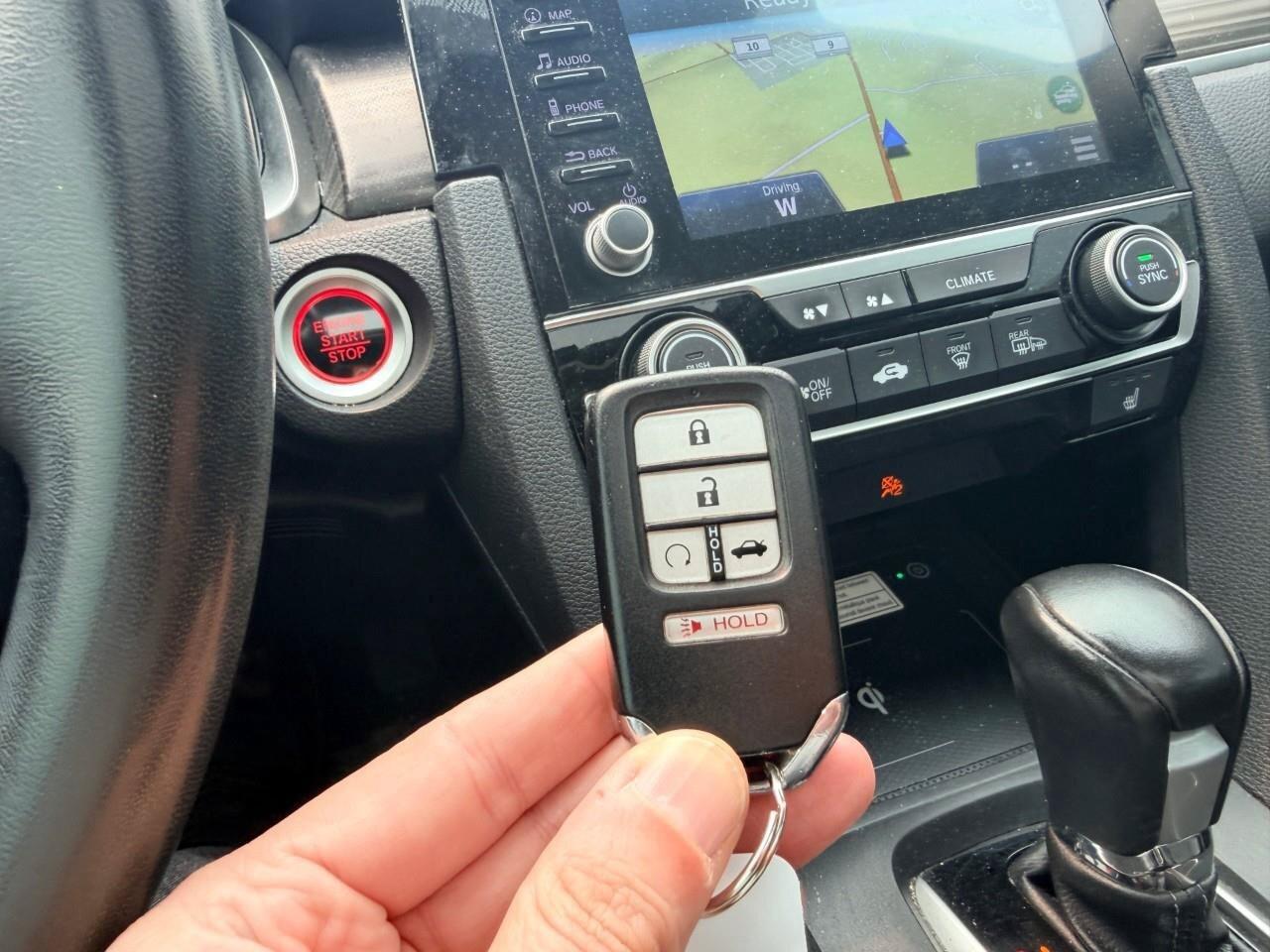 2019 Honda Civic Sedan TouringTOURING, 1.5L 4-CYL, ALLOYS, LEATHR, NAV, 1 Photo