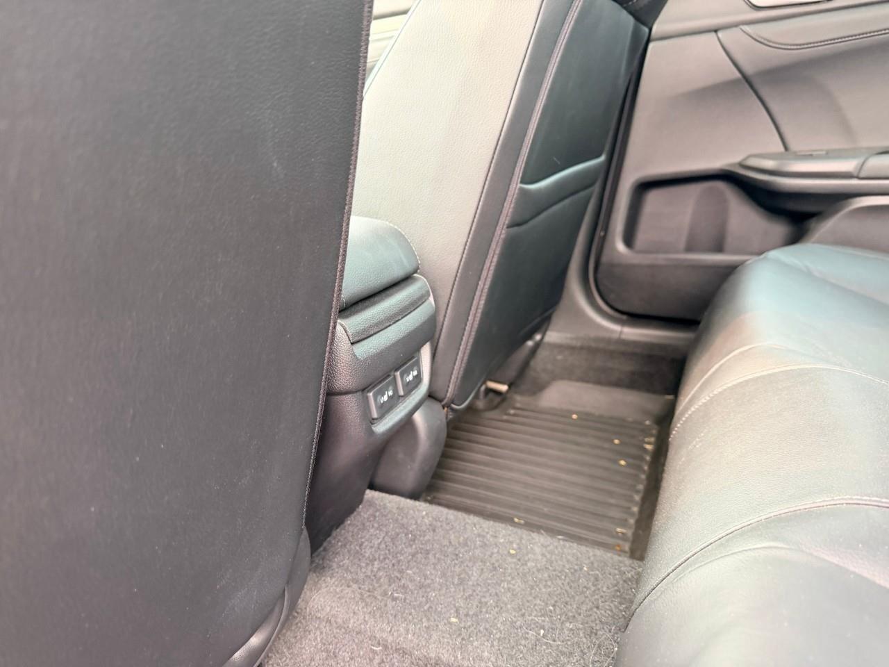 2019 Honda Civic Sedan TouringTOURING, 1.5L 4-CYL, ALLOYS, LEATHR, NAV, 1 Photo