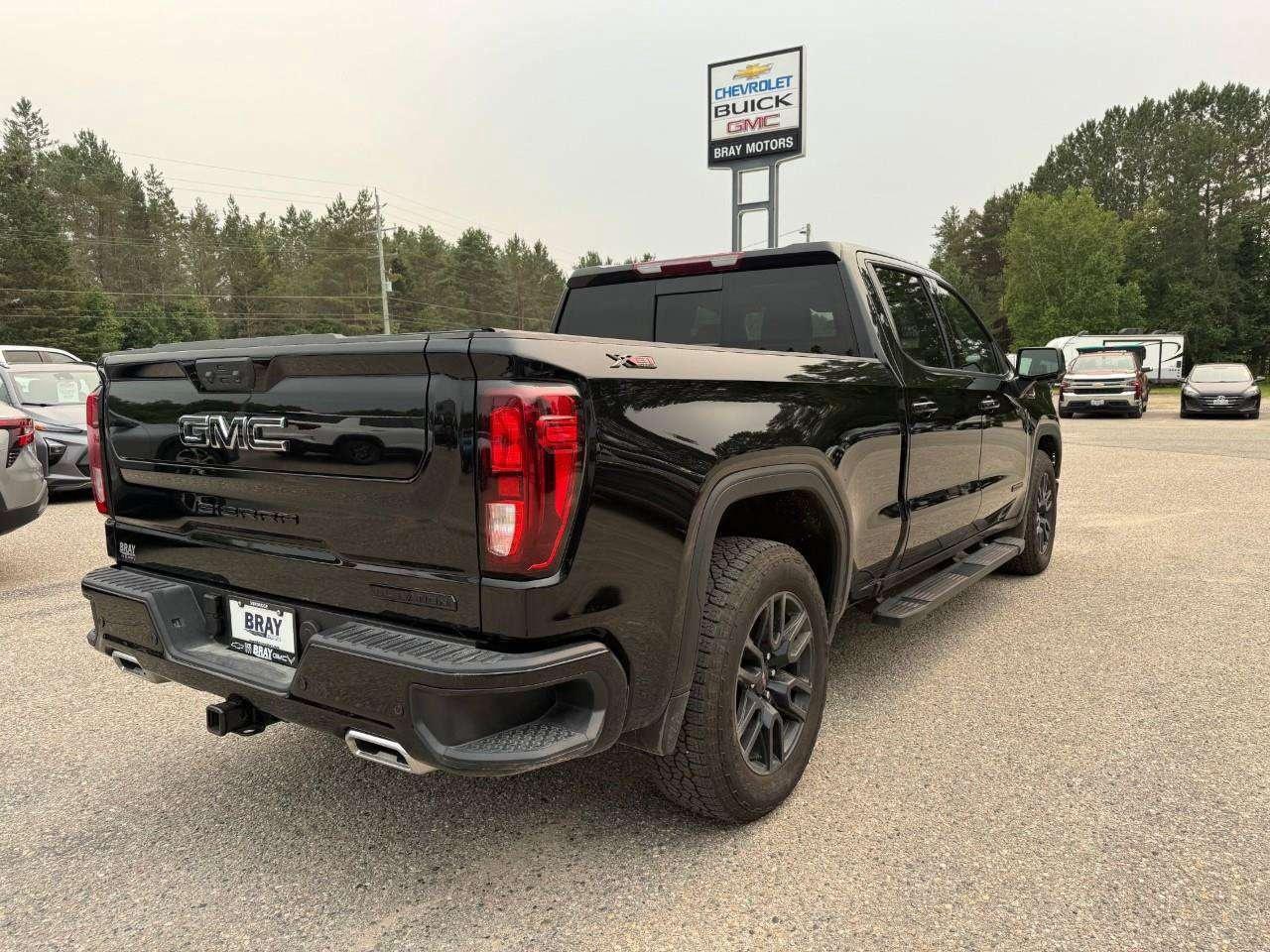 2026 GMC Sierra 1500 BRAY ORIGINAL. HITCH GUIDANCE W/HITCH VIEW. X31 OFF ROAD PKG. ELEVATION PREMIUM PKG. LOADED. Photo