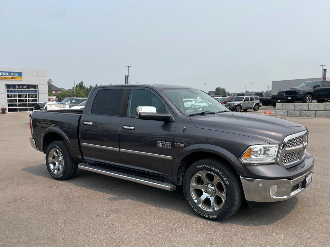 2016 RAM 1500 4WD Crew Cab 140.5  Laramie Photo