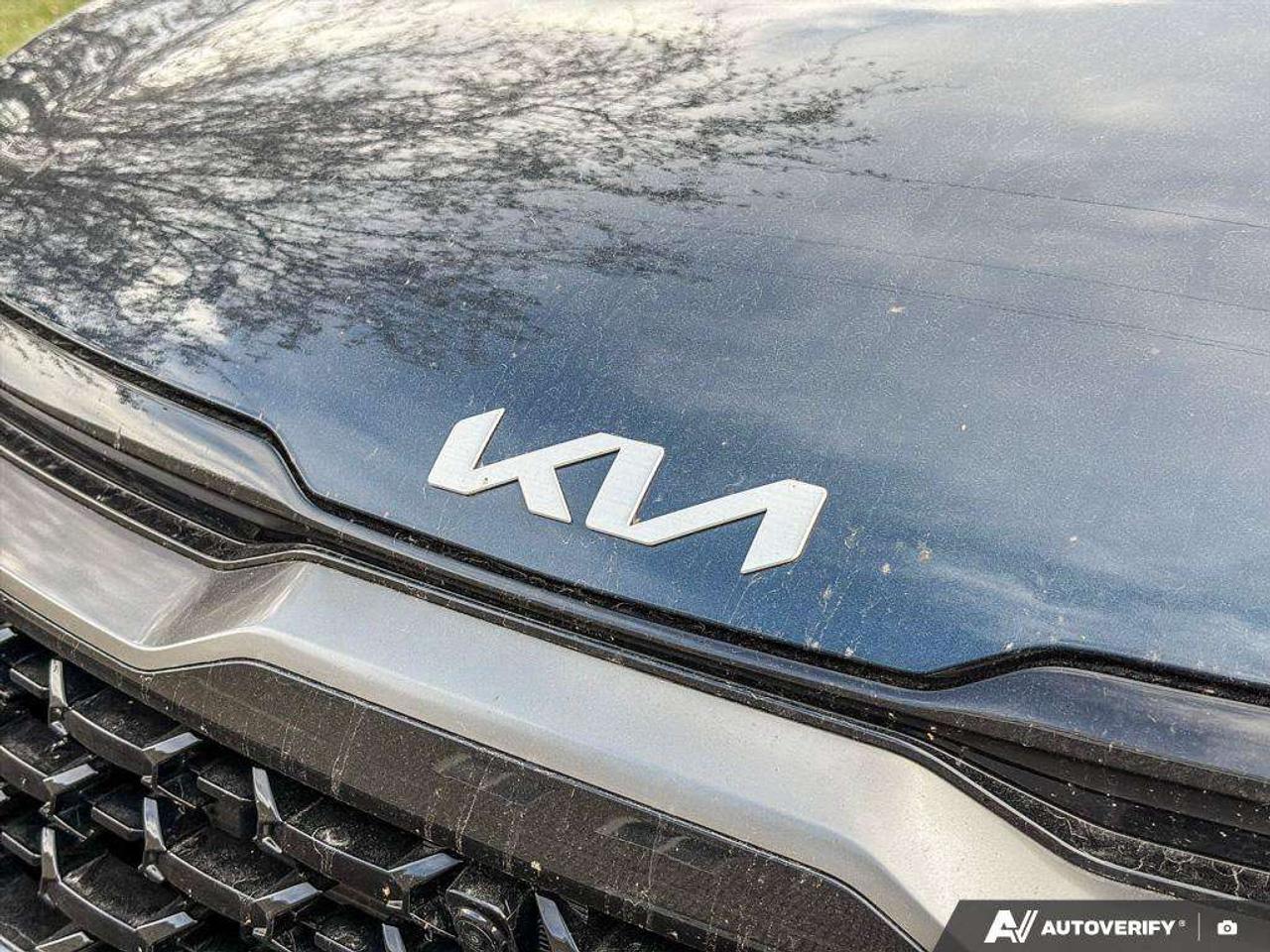 2023 Kia Sportage ONE-OWNER, ACCIDENT-FREE, AWD, SUNROOF Photo