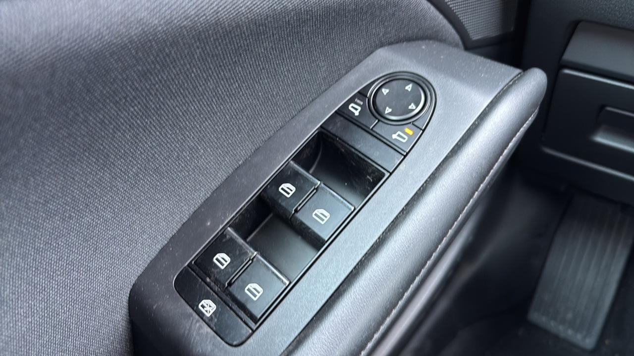 2025 Mazda 3 GS Photo