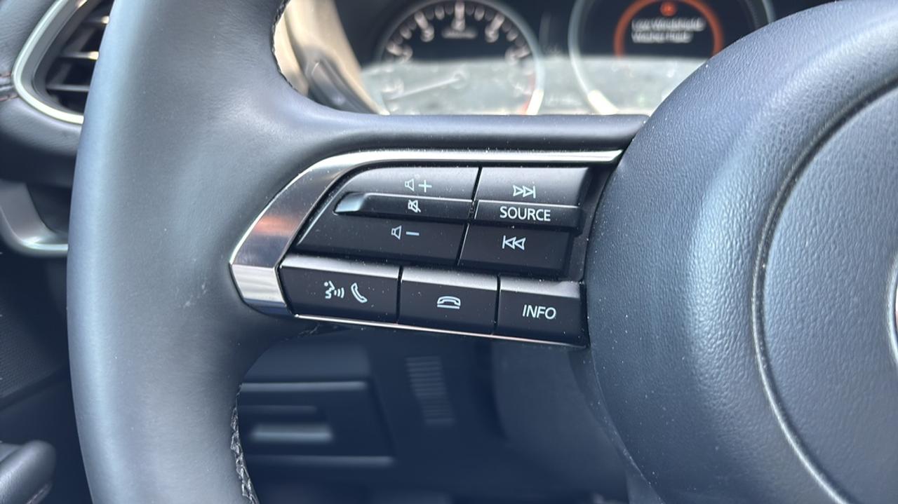 2025 Mazda 3 GS Photo
