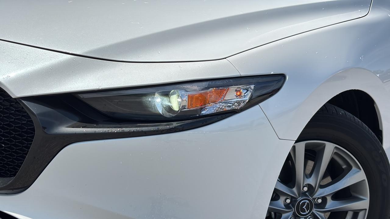 2025 Mazda 3 GS Photo